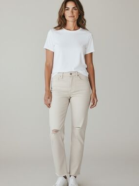 Citizens Of Humanity Straight-Leg Jeans in Light Beige
